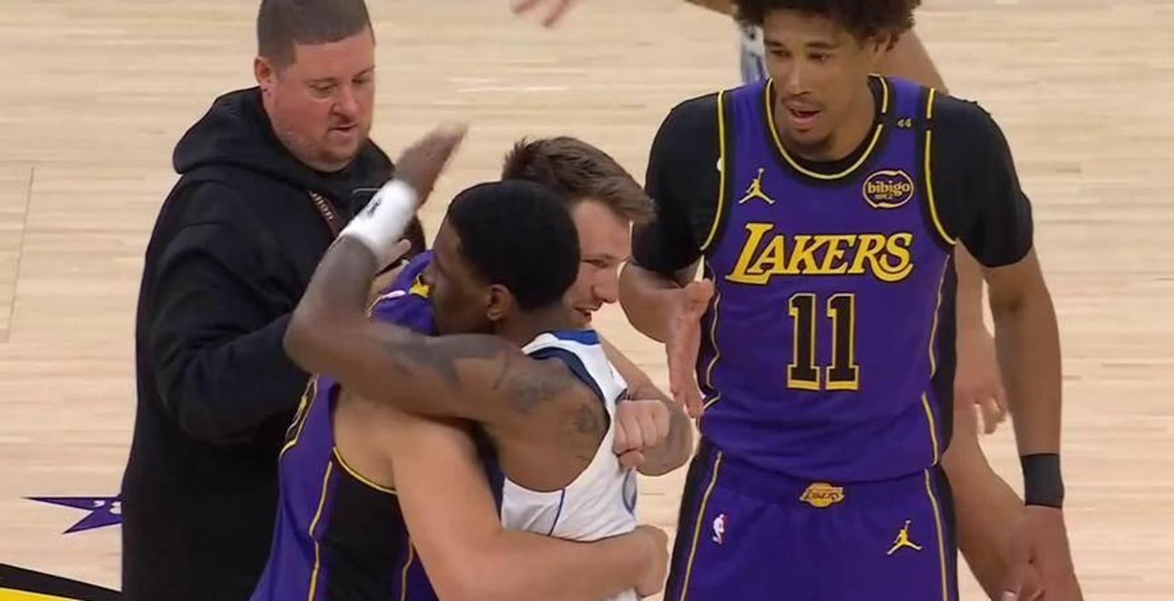 关于NBA榜首之争:湖人尴尬连败,对手领跑局面的信息 关于NBA榜首之争:湖人尴尬连败,对手领跑局面的信息