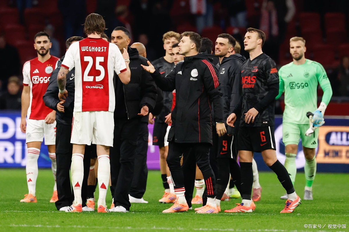 关于勒沃库森在赛场上击败弗赖堡，获得分数的信息